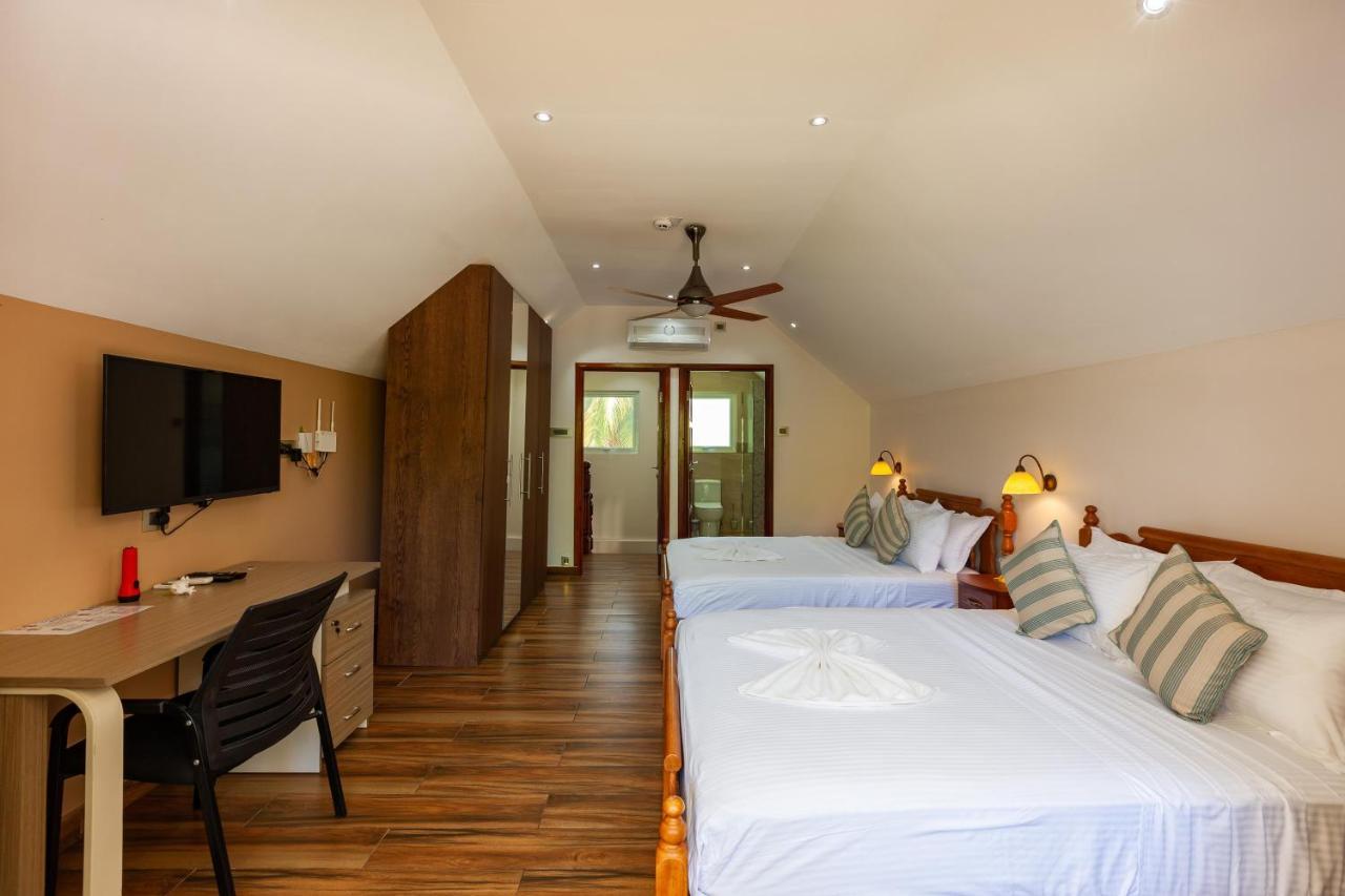 The Garden - * La Digue